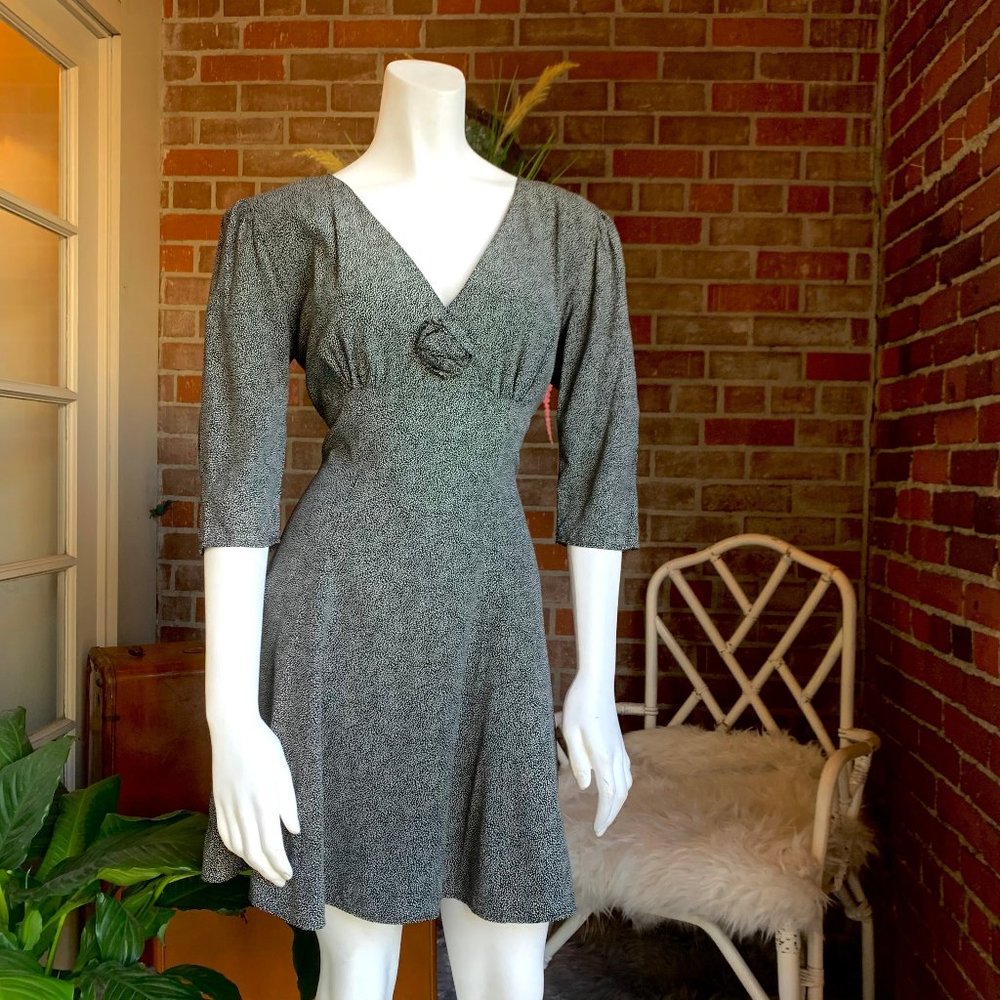 1990s Nicole Elizabeth Abstract Print Dress